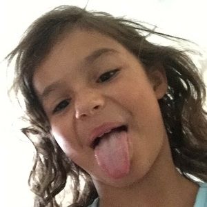 Meet your Posher, Avery